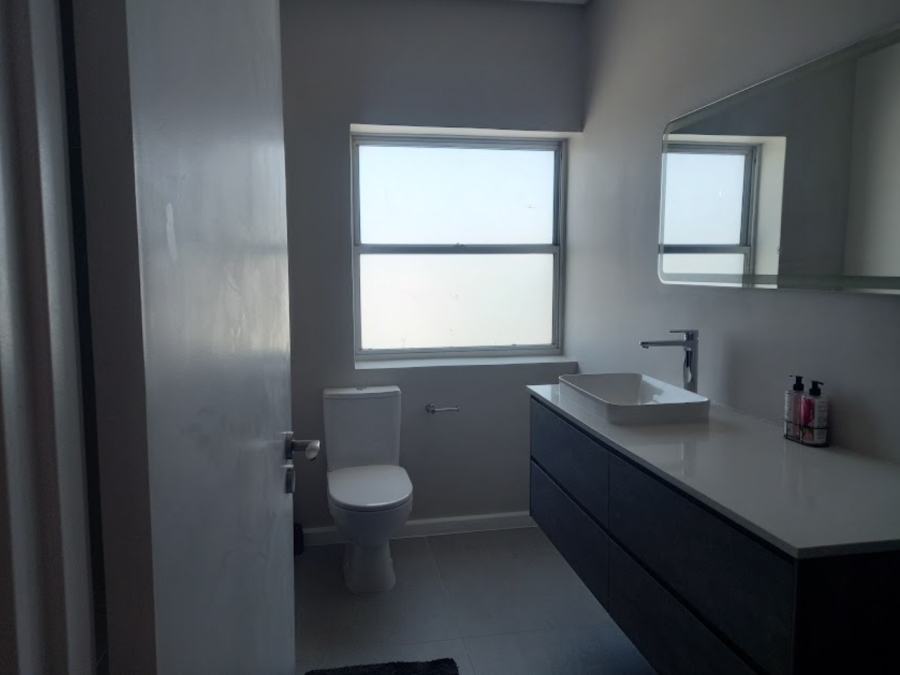 To Let 3 Bedroom Property for Rent in Summerstrand Eastern Cape